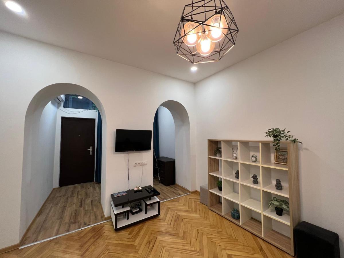 Cosy Apartment In Tbilisi Centre Dış mekan fotoğraf